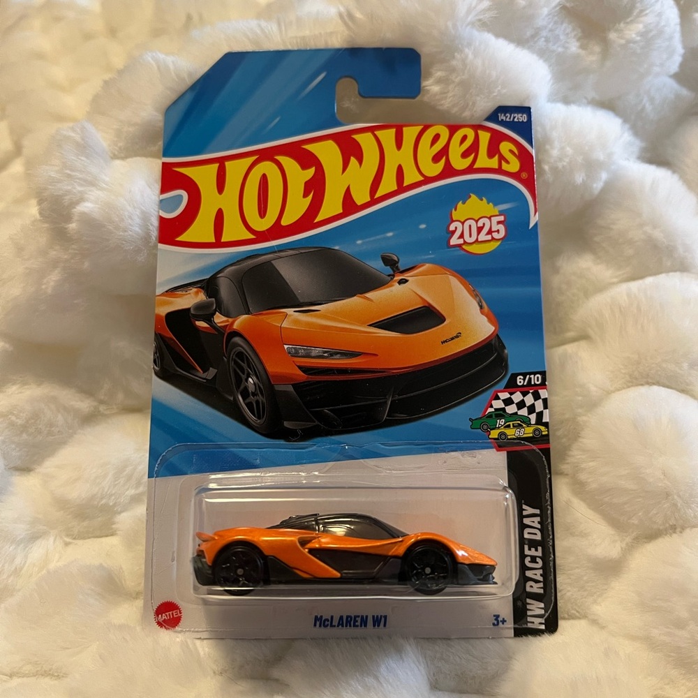 McLaren W1 Orange Hot Wheels